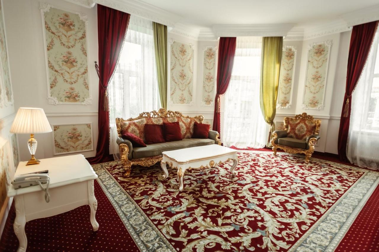Royal Grand Hotel Kiev Ngoại thất bức ảnh