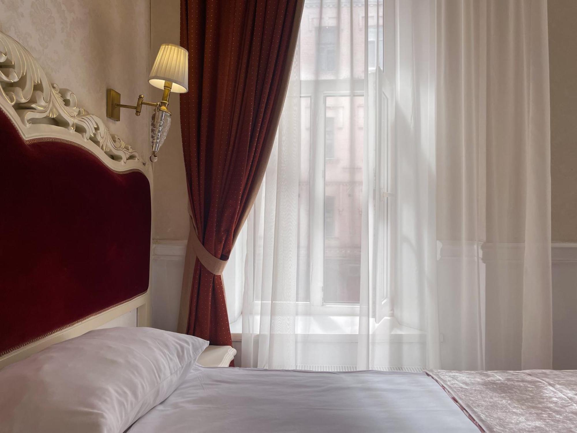 Royal Grand Hotel Kiev Ngoại thất bức ảnh