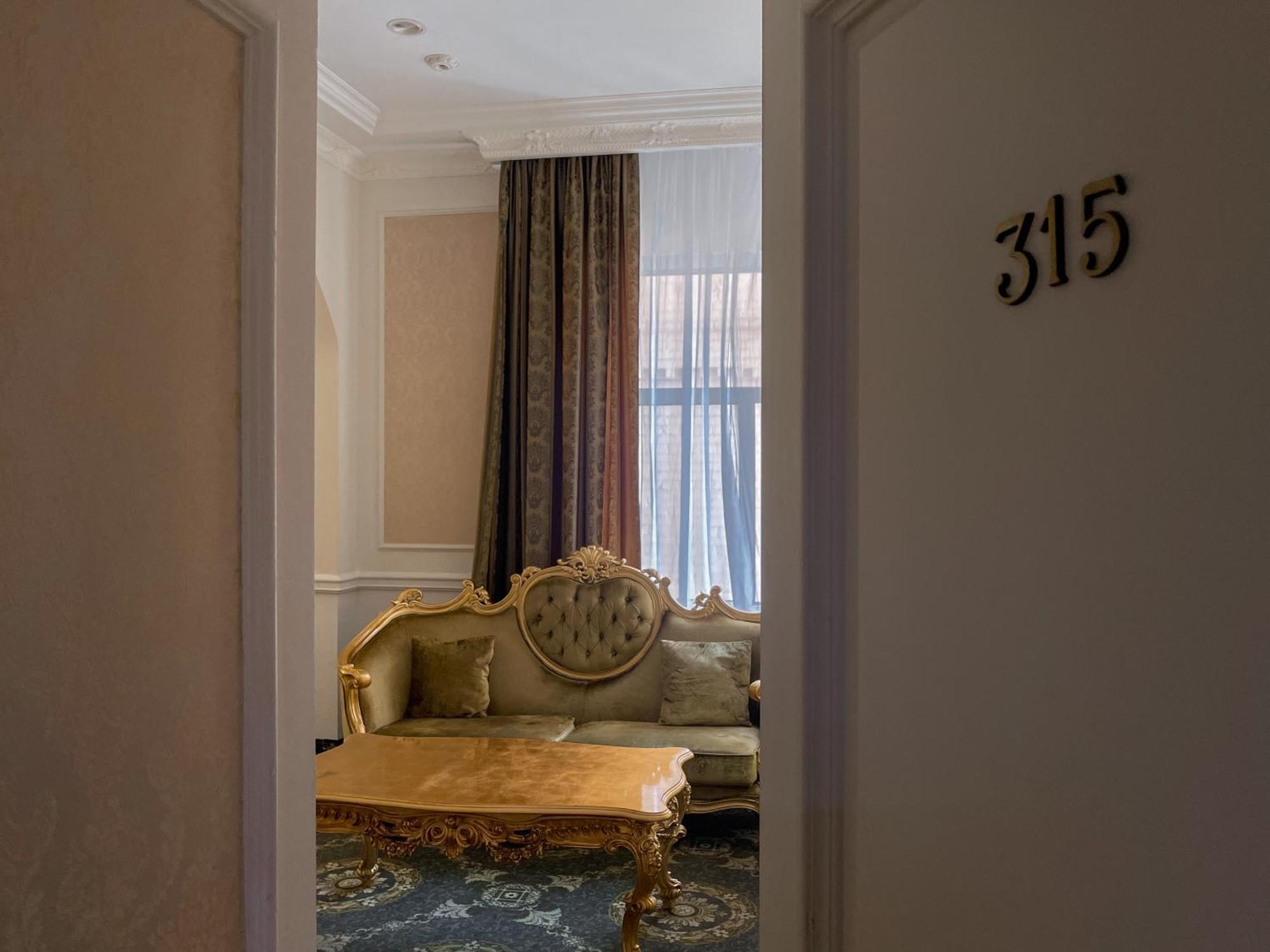 Royal Grand Hotel Kiev Ngoại thất bức ảnh