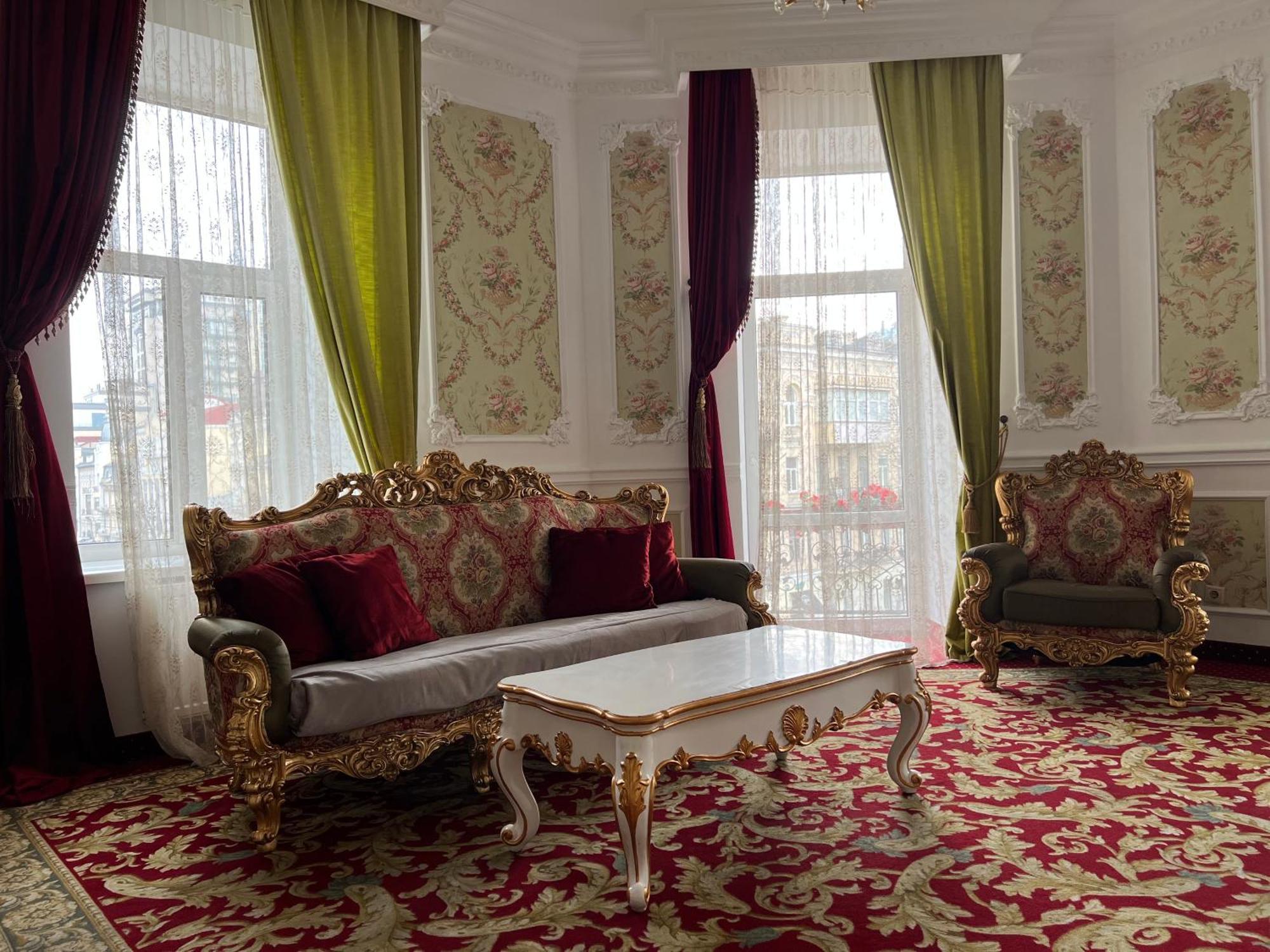 Royal Grand Hotel Kiev Ngoại thất bức ảnh