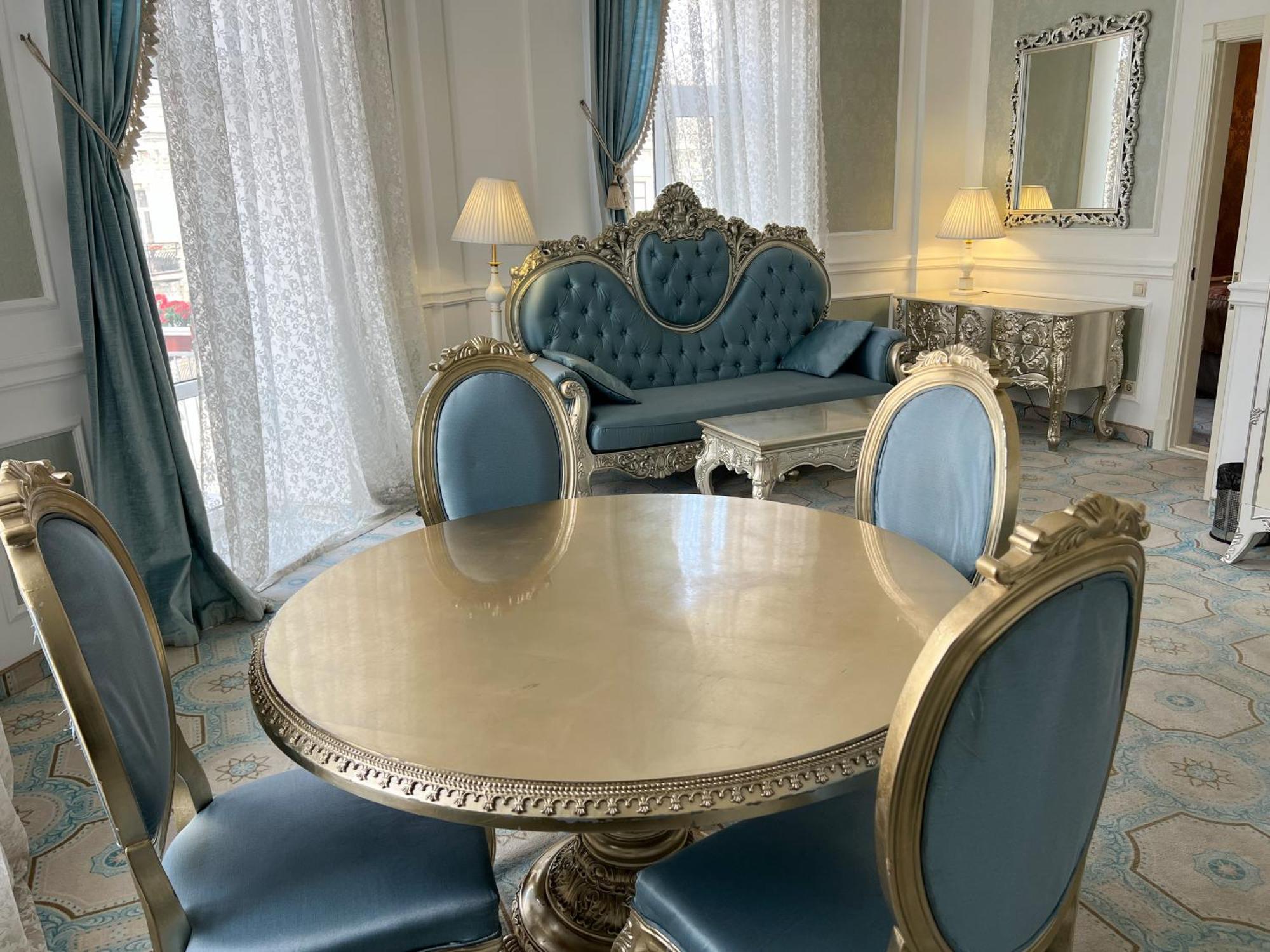 Royal Grand Hotel Kiev Ngoại thất bức ảnh