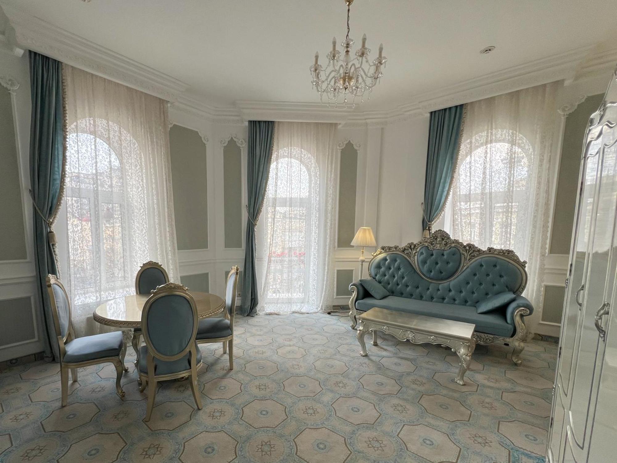 Royal Grand Hotel Kiev Phòng bức ảnh