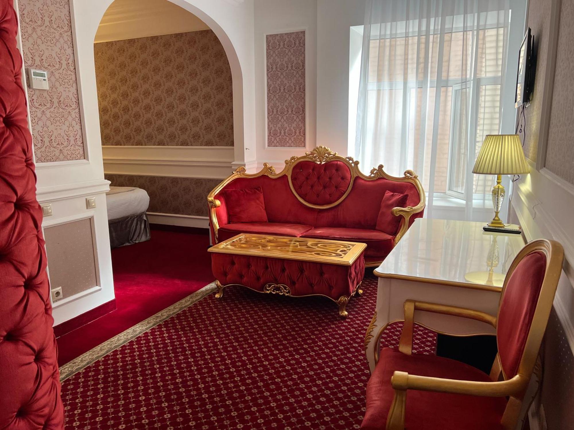 Royal Grand Hotel Kiev Ngoại thất bức ảnh
